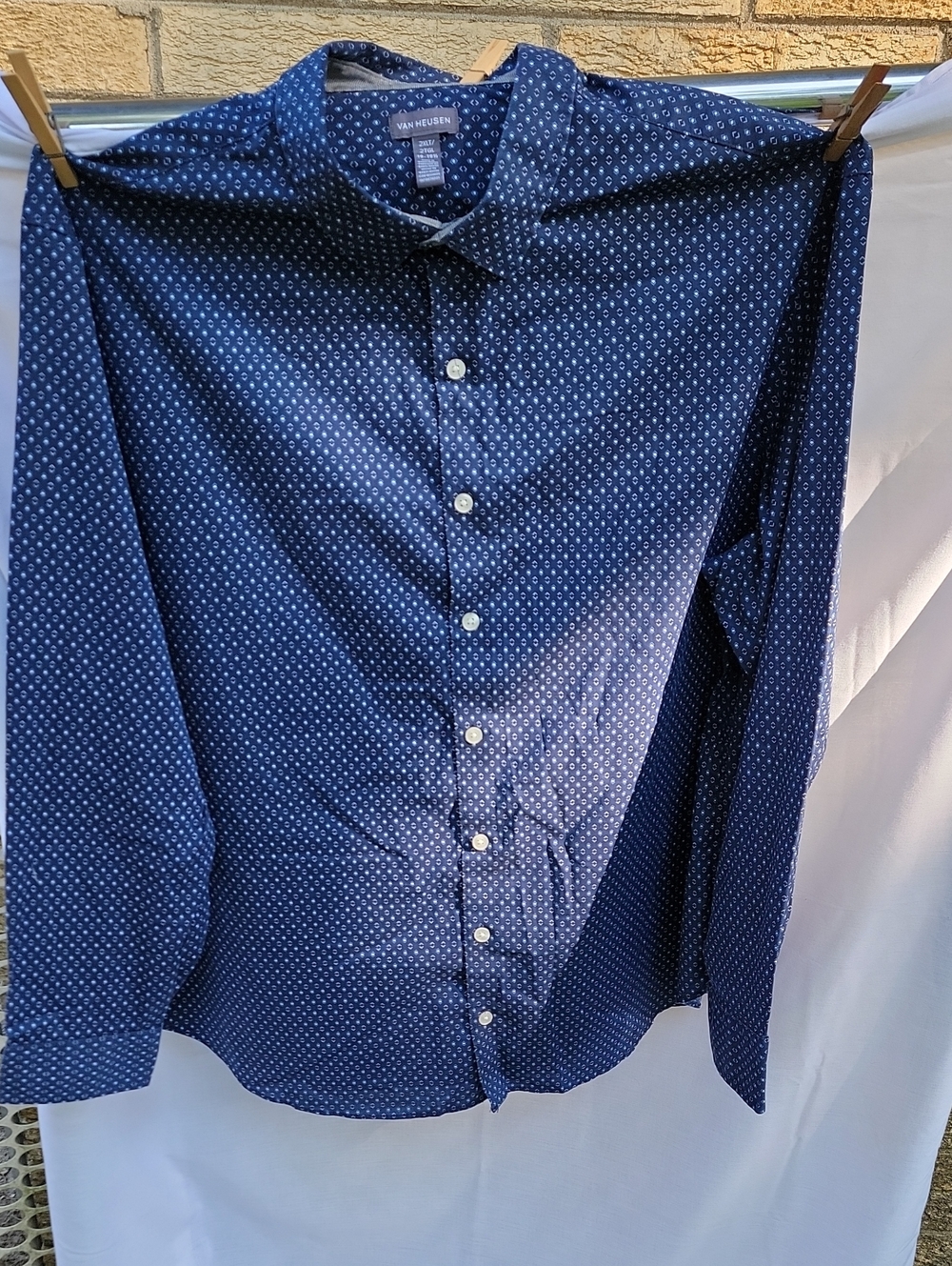 Van Heusen Navy Blue Casual Button-Down Shirt with Small Geometric Print